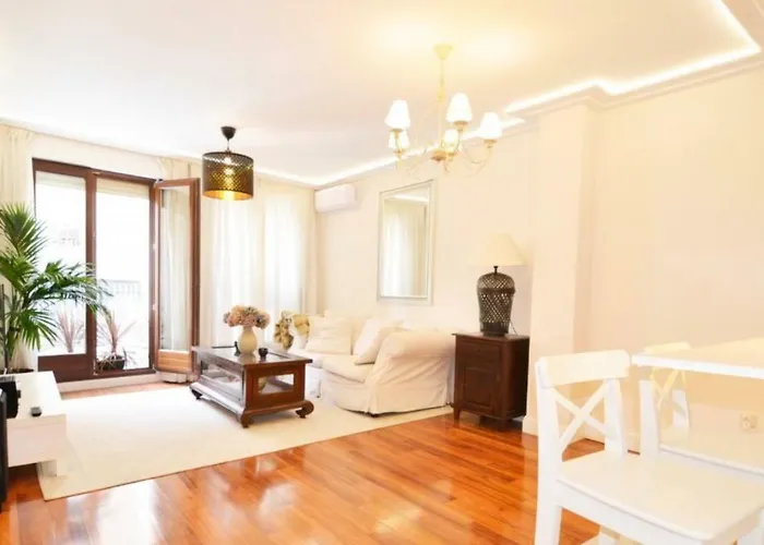 Apartamento Catedrales Centro Parking Opcional Aire Acondicionado *